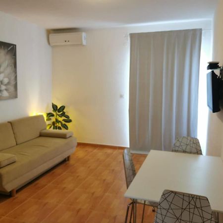 Apartments Angela Макарска Стая снимка