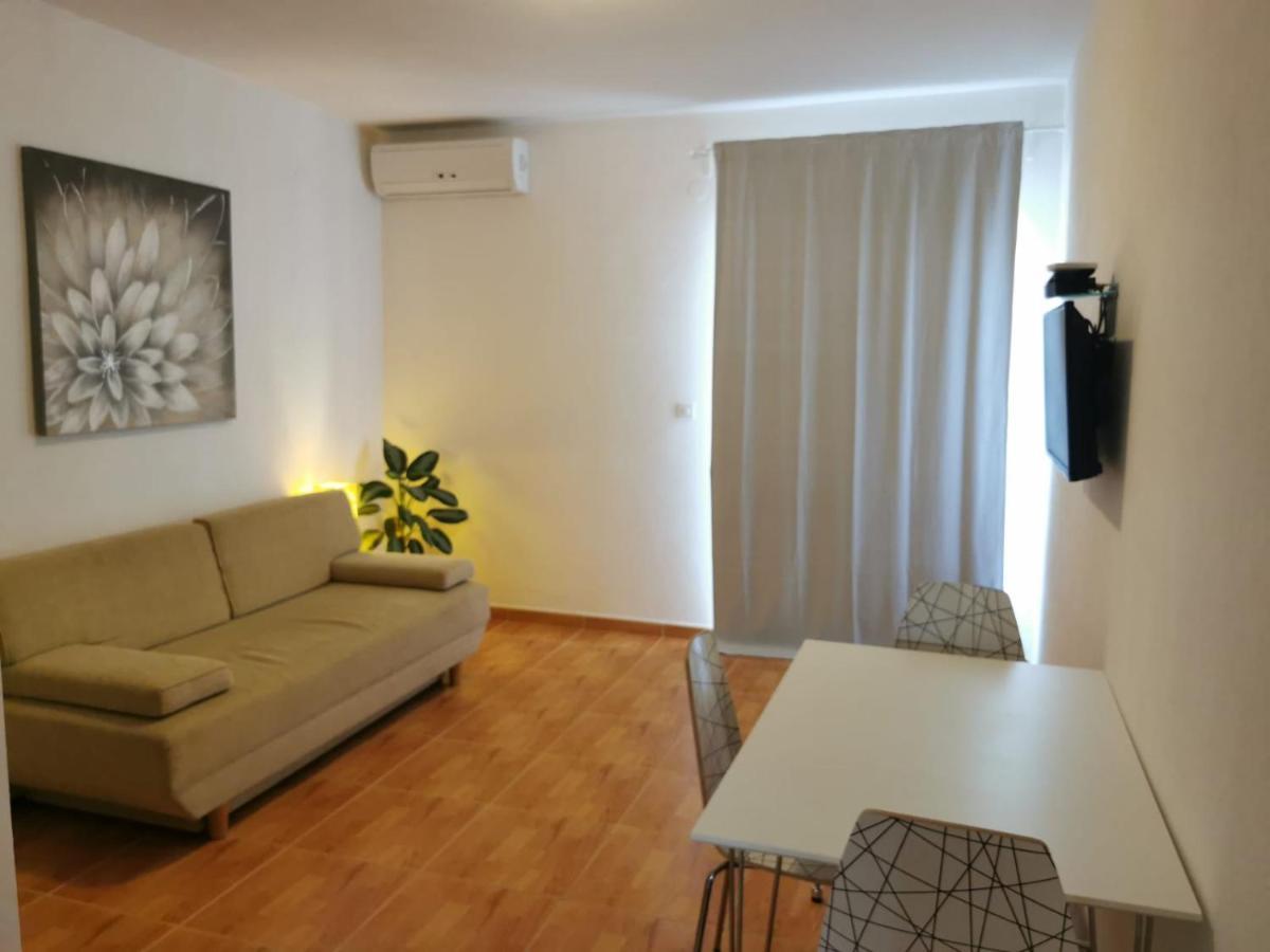 Apartments Angela Макарска Стая снимка