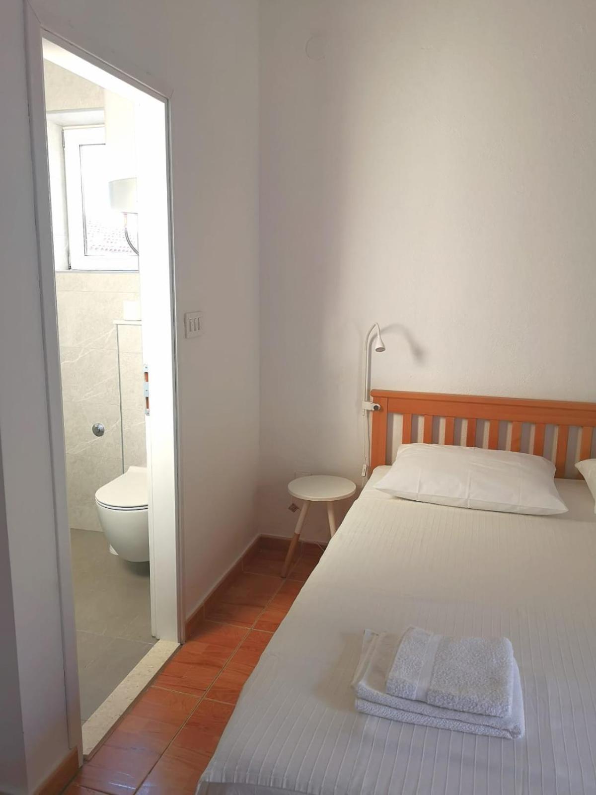 Apartments Angela Макарска Стая снимка